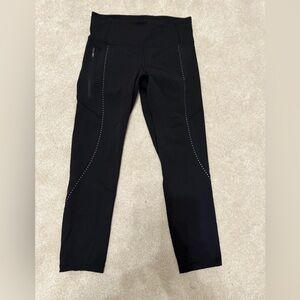 Lululemon 25 inches black leggings size 6